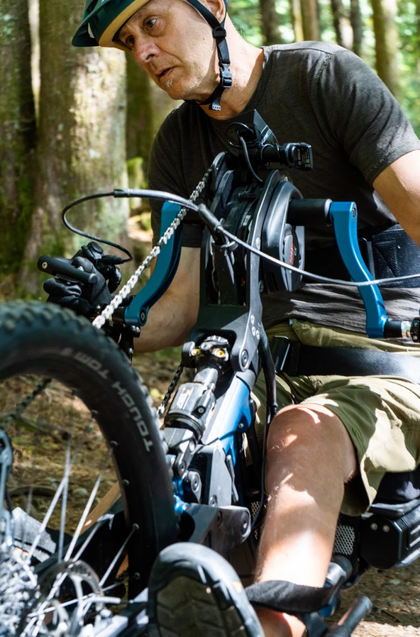 BOWHEAD Rogue Battery Handcycle - adult rider