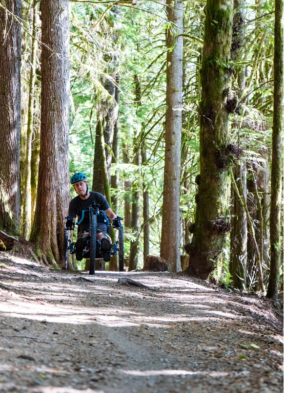 BOWHEAD Rogue Battery Handcycle - offroad trail