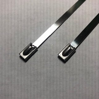 Heavy Duty Steel Zip Ties Close Up
