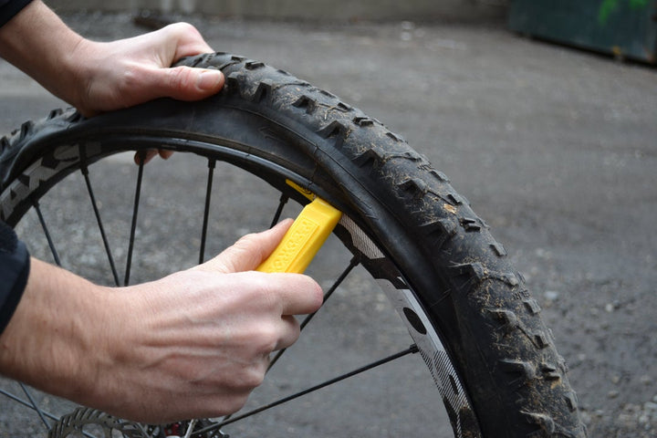 Pedros Tire Lever - knobby tire