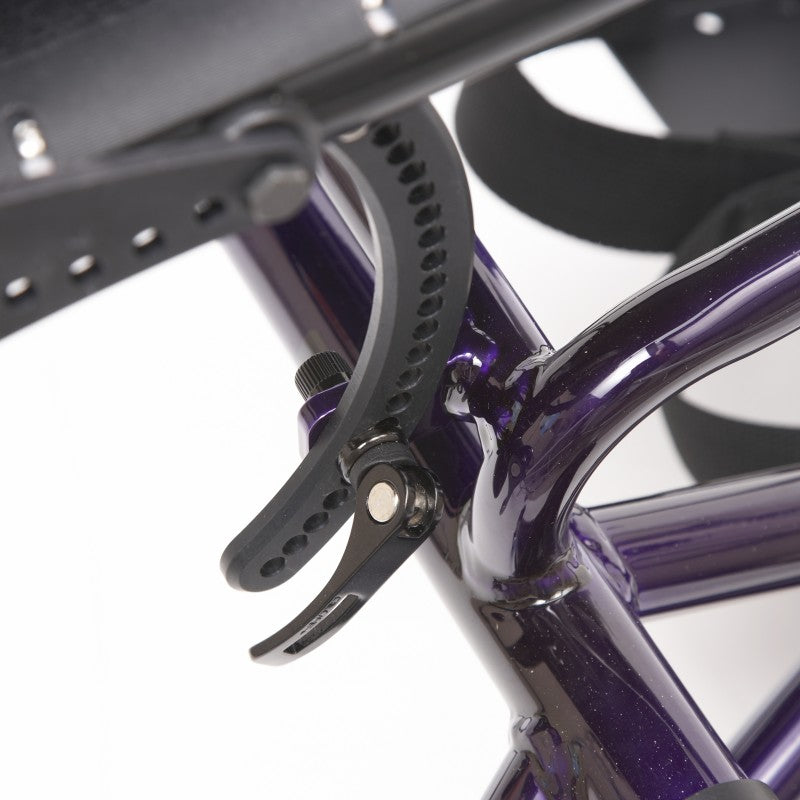 T-5 7000 Adjustable Seat