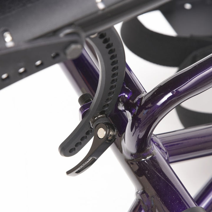 T-5 7000 Adjustable Seat