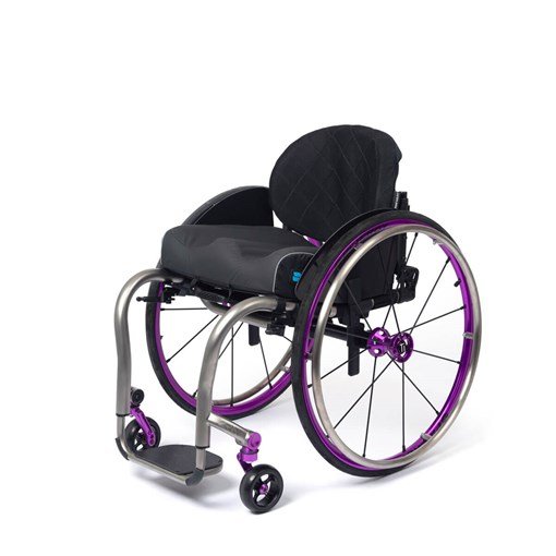 TiLite ZRA WHEELCHAIR - angle view 2