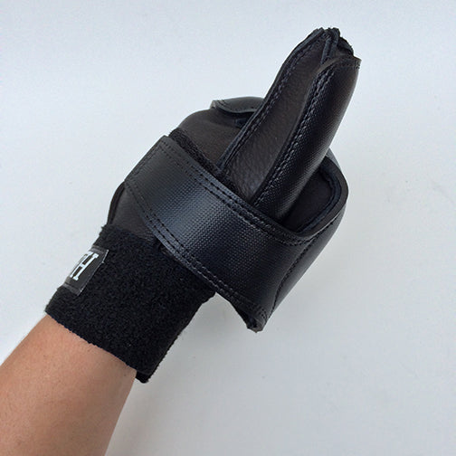 2-Pocket Mitts